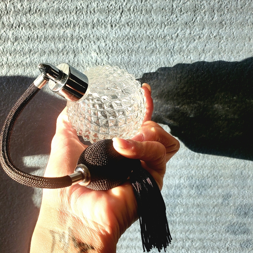 Vintage Style Perfume Atomizer With Fringe Puff Faux Crystal Refillable Bottle